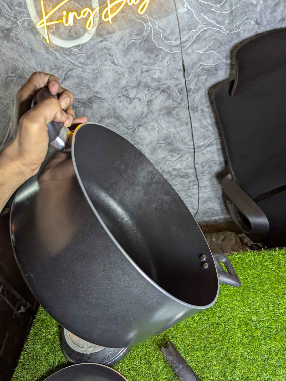 Nonstick Casserole Pots & Loose Kitchen Items – Minor Cosmetic Fault