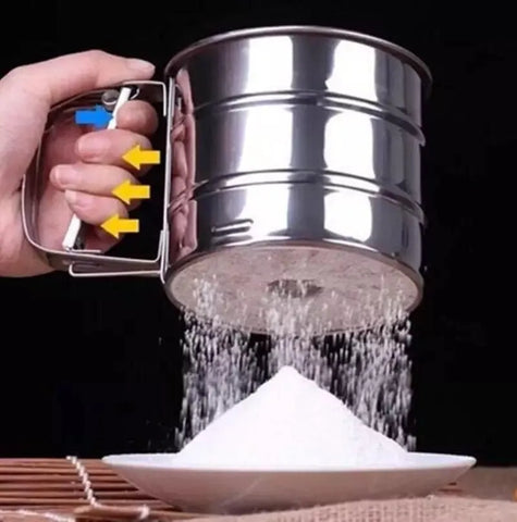 Efficient Stainless Steel Sifter for Fine Flour – Perfect Baking Every Time!