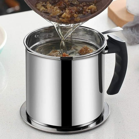 Effortless Oil Strainer Pot – Clean, Reusable & Spill-Free Storage